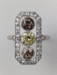 image: 《Platinum millegrain ring》